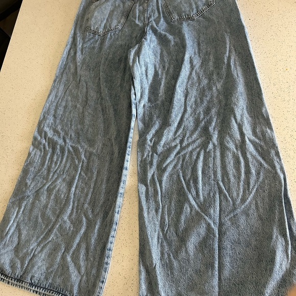 Universal Thread Light Blue extra wide leg women’s Denim Jeans size 17 NWT - Picture 6 of 6